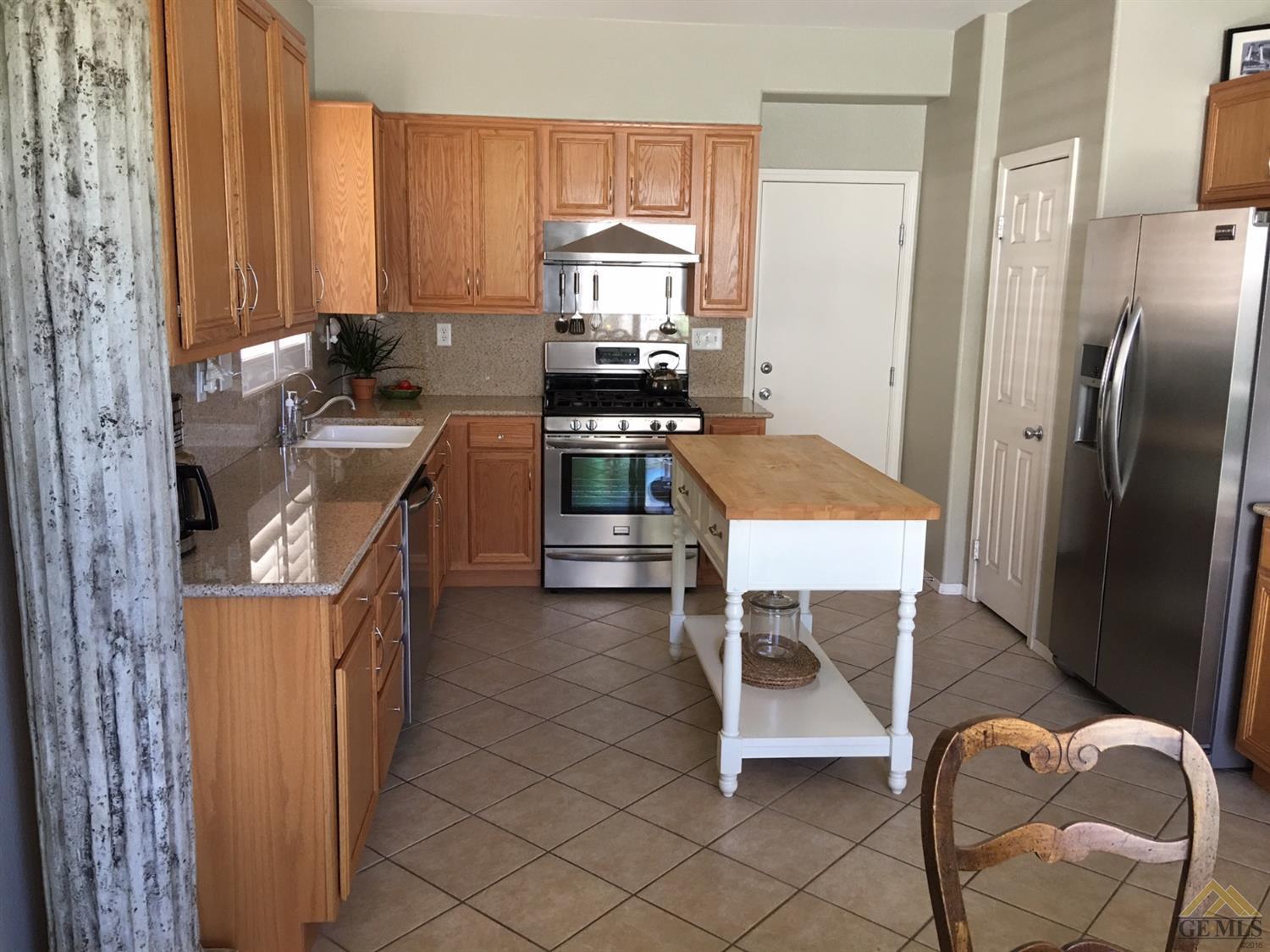 1461 Wild Olive Road Tehachapi, CA 93561 - Photo 14 of 35 Gallery Image 14