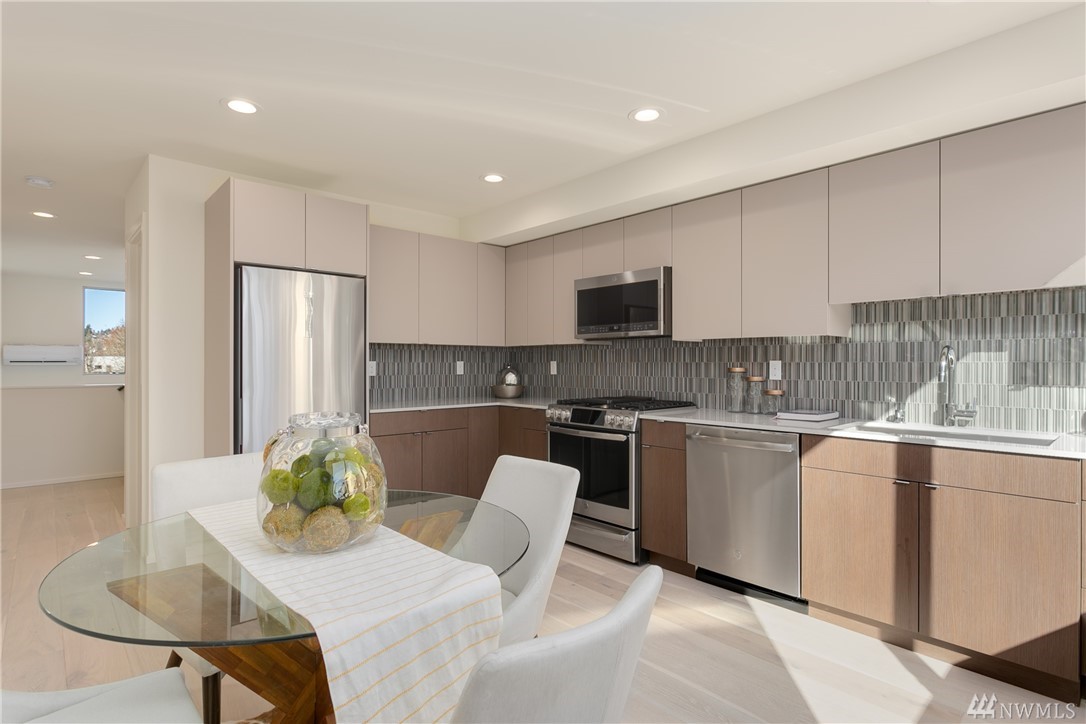 1901 South State Street, Unit E Seattle, WA 98144 - Photo 5 of 15