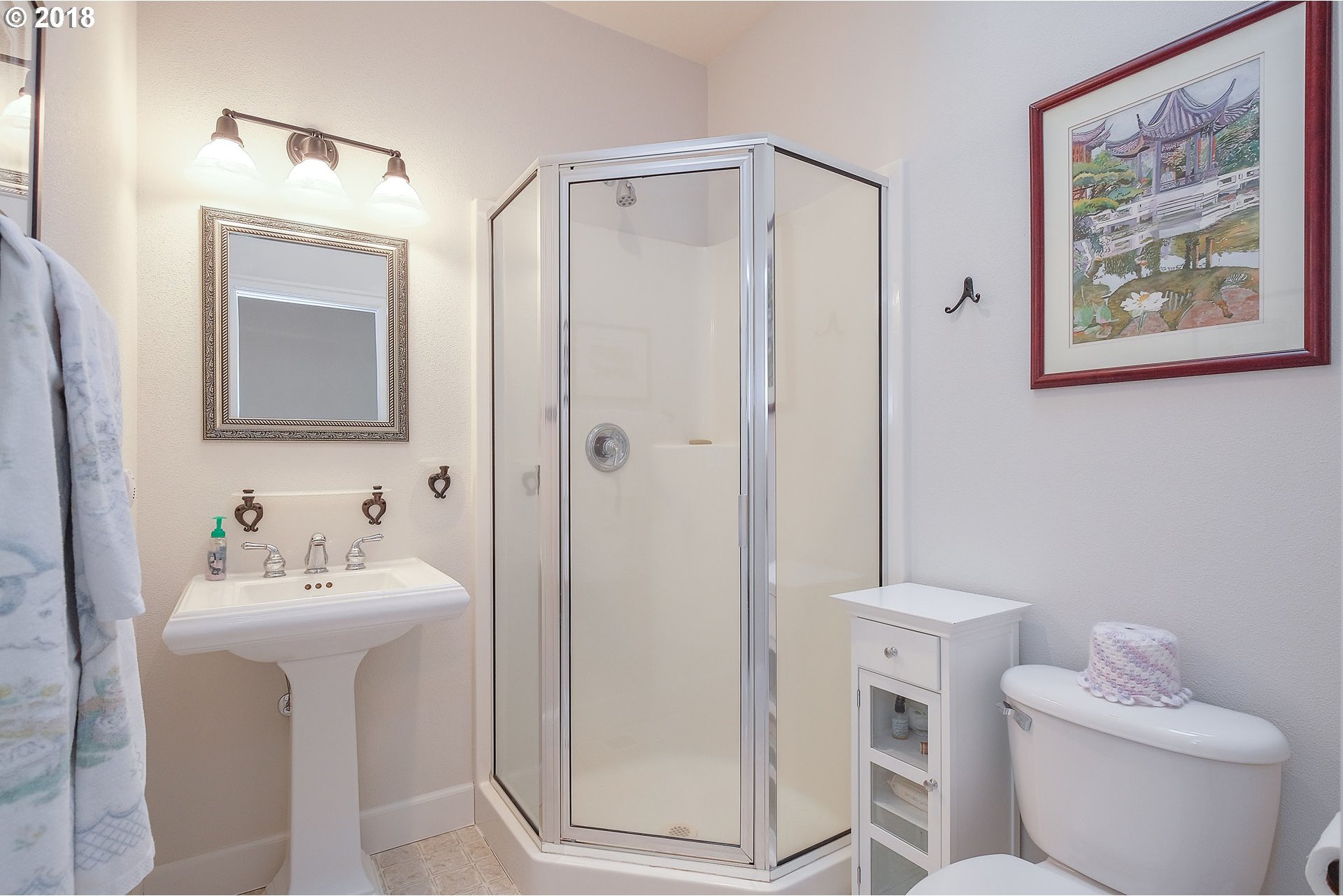 8169 Southwest Roxanne Court Portland, OR 97223 - Photo 17 of 27 Gallery Image 17