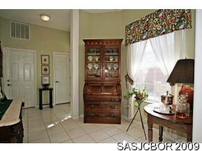 109 Cedar Ridge Circle St. Augustine, FL 32080 - Photo 4 of 12 foyer