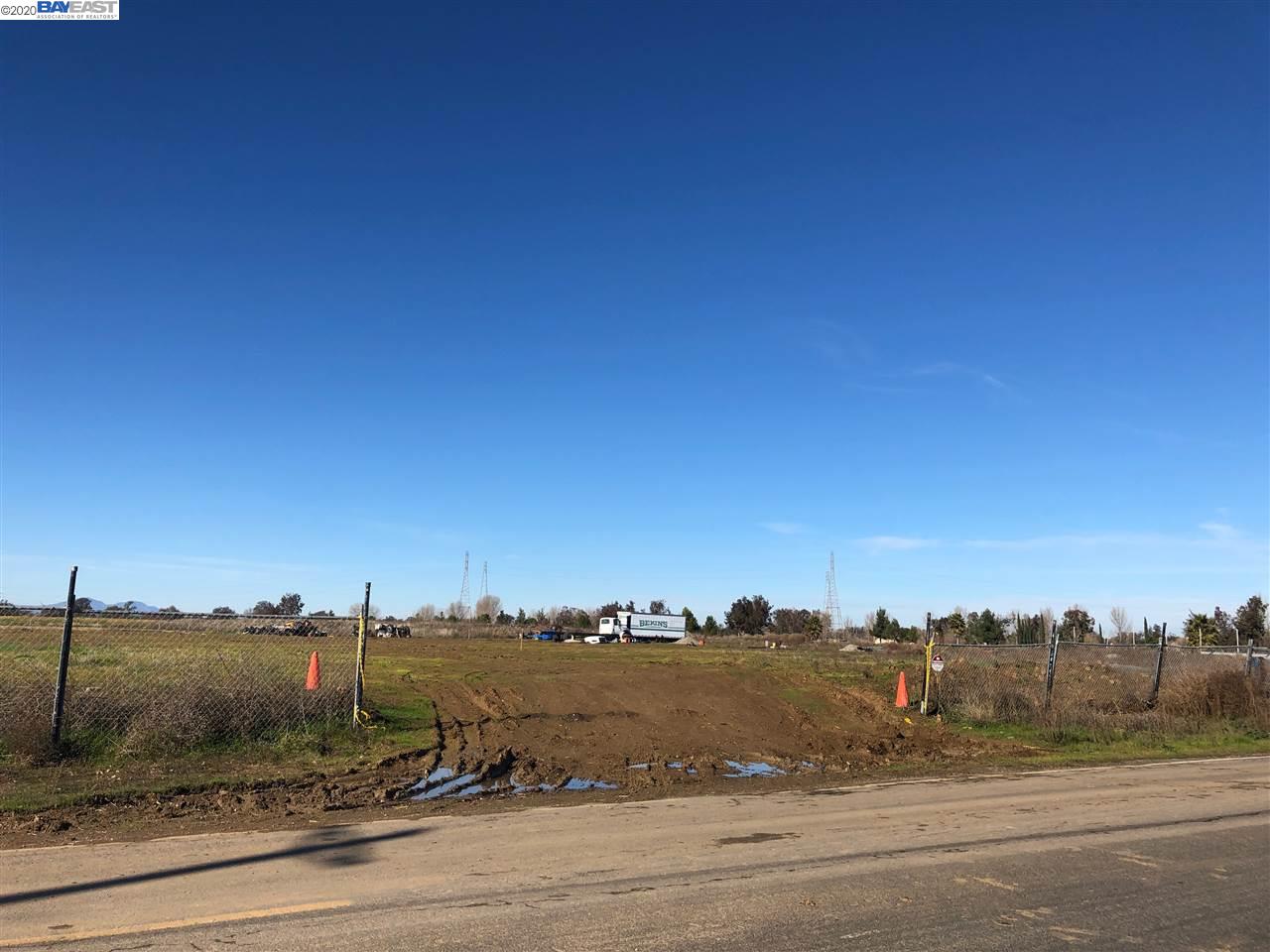 18373 MacArthur Drive Tracy, CA 95376 - Photo 5 of 8