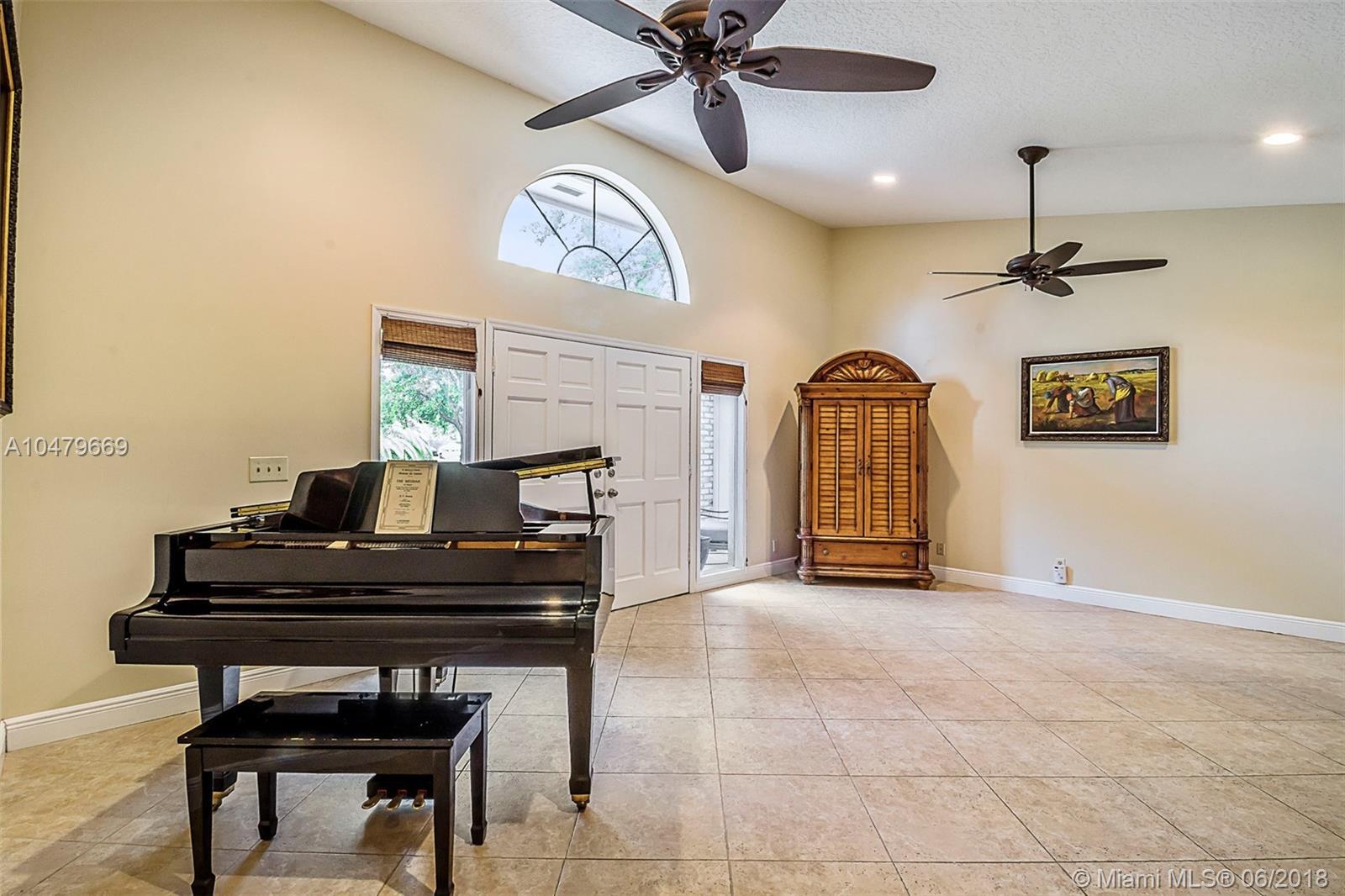 Whispering Trails Jupiter, FL 33458 - Photo 5 of 31