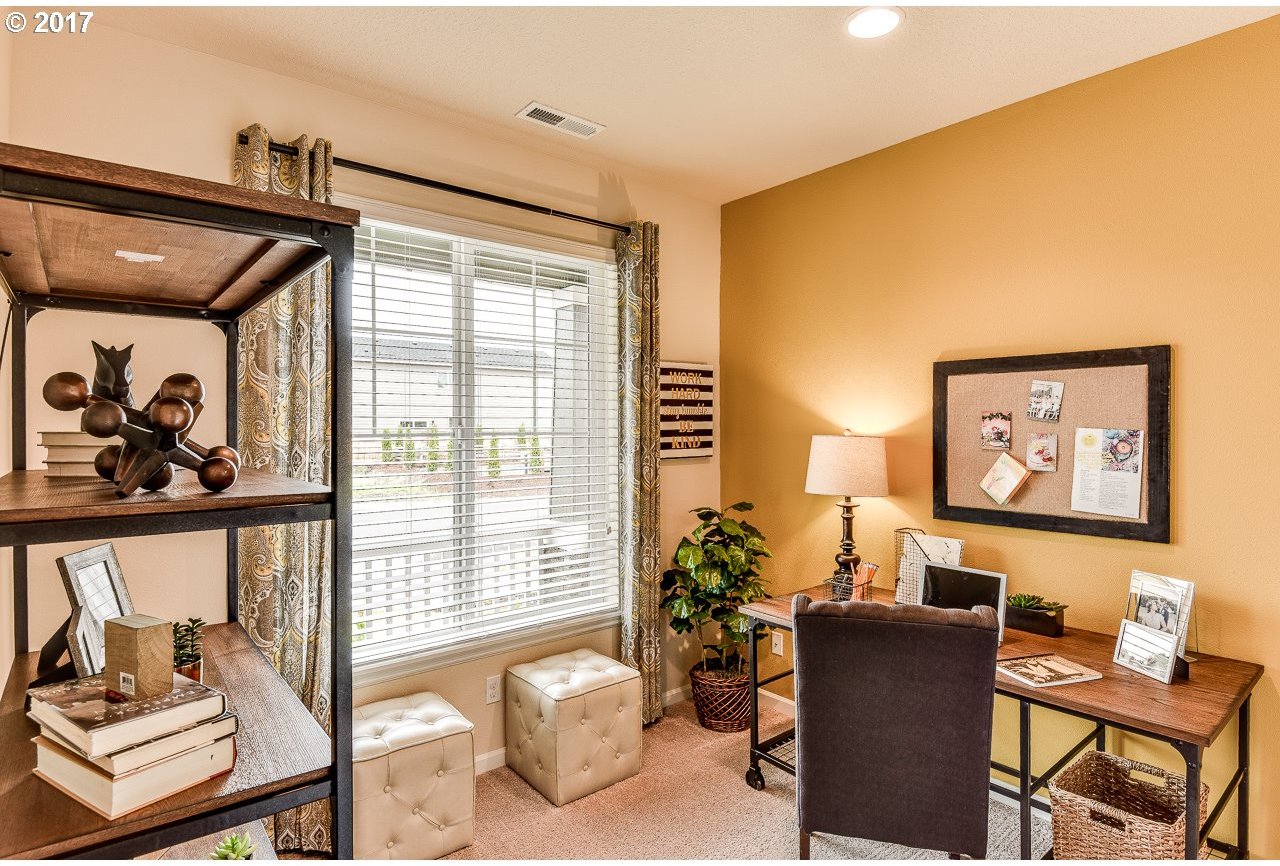 8573 Southwest Schmidt Loop Tigard, OR 97224 - Photo 23 of 29 Gallery Image 23
