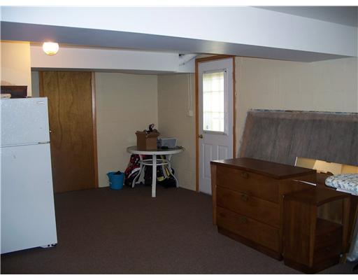 429 Lowber Road Irwin, PA 15642 - Photo 15 of 18 Gallery Image 15