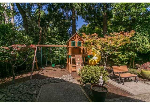 3820 Southwest Jerald Way Portland, OR 97221 - Photo 15 of 16 Gallery Image 15