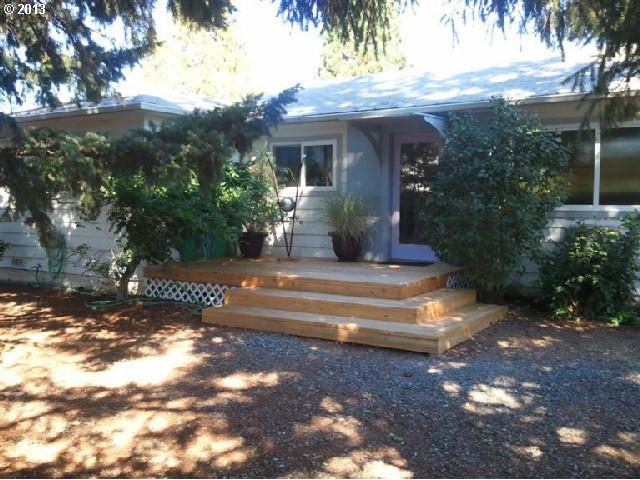 425 Pear Street Merlin, OR 97532 - Photo 1 of 9