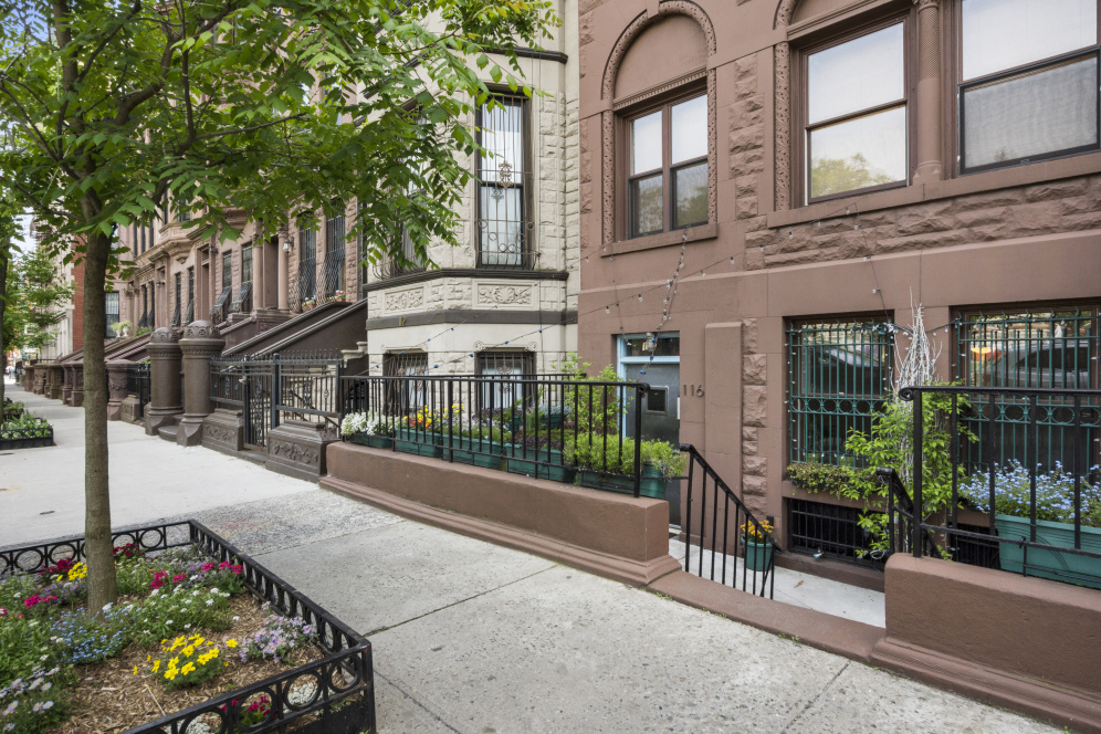 116 West 121st Street, Unit PARLOR Manhattan, NY 10027 - Photo 2 of 9