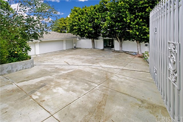 12445 Viewcrest Road Studio City, CA 91604 - Photo 27 of 28