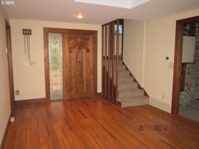5240 Vitae Springs Road South Salem, OR 97306 - Photo 7 of 21