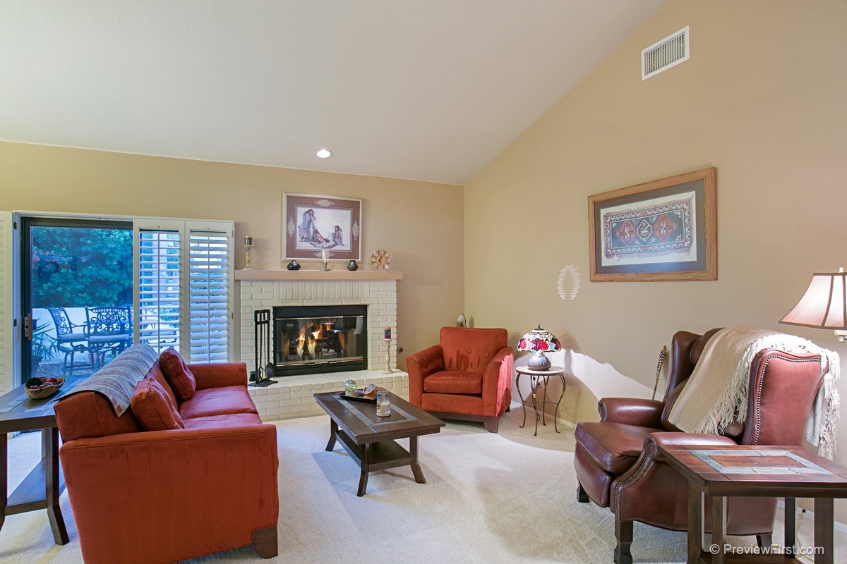 2282 Derrick Way Escondido, CA 92029 - Photo 7 of 25