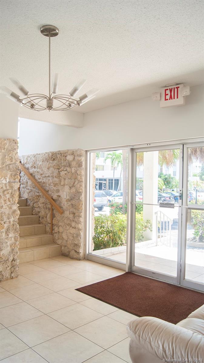 1833 South Ocean Drive, Unit PH1 Hallandale, FL 33009 - Photo 65 of 78