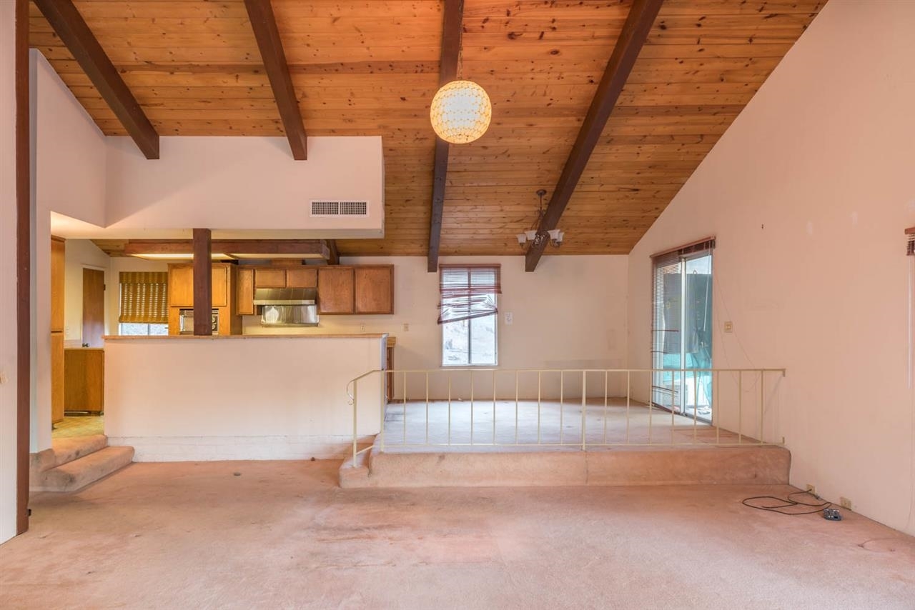 11725 Johnson Lake Road Lakeside, CA 92040 - Photo 4 of 15 Gallery Image 4