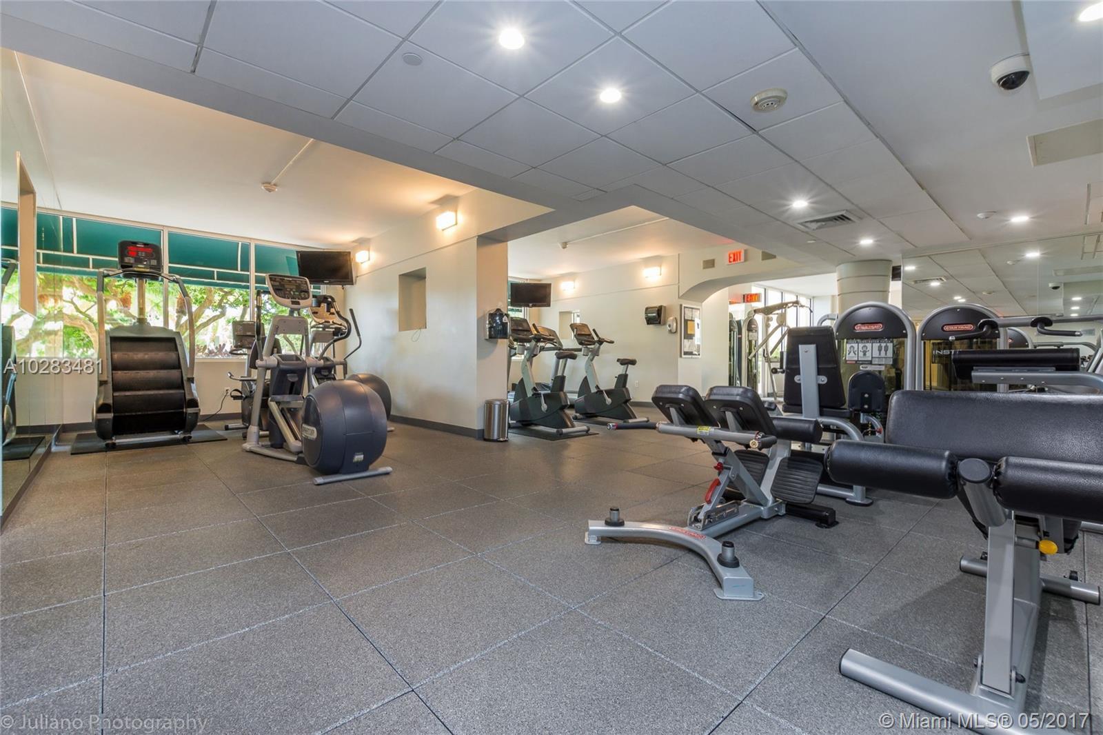 888 Brickell Key Drive, Unit 1001 Miami, FL 33131 - Photo 5 of 35