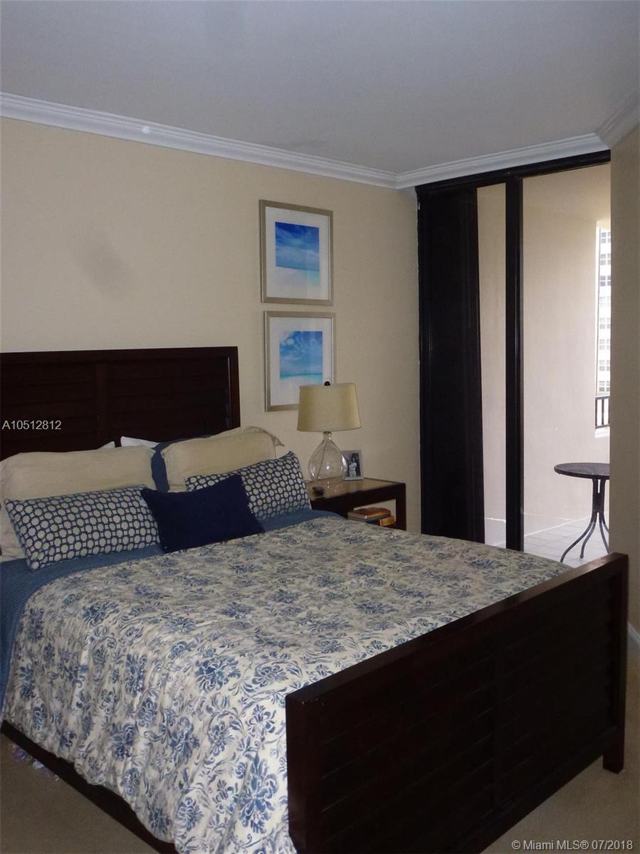 520 Brickell Key Drive, Unit A601 Miami, FL 33131 - Photo 15 of 23