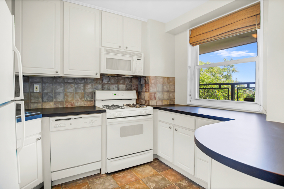 5800 Arlington Avenue, Unit 5K Bronx, NY 10471 - Photo 3 of 27