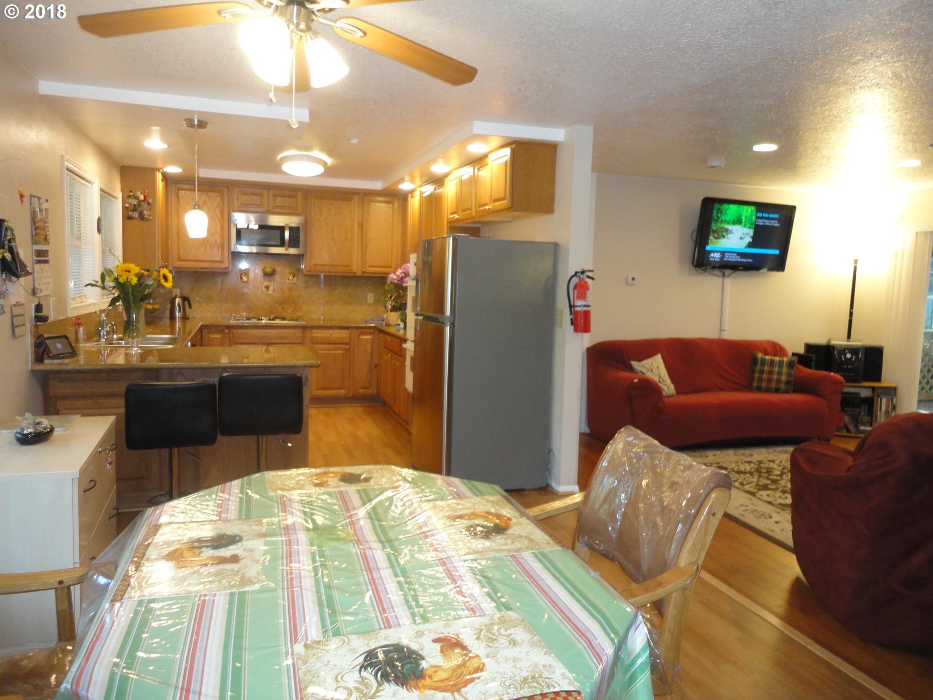 5153 Jean Road Lake Oswego, OR 97035 - Photo 5 of 24 Gallery Image 5