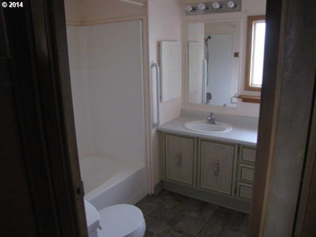 104 Melcher Lane Rufus, OR 97050 - Photo 9 of 14 Gallery Image 9