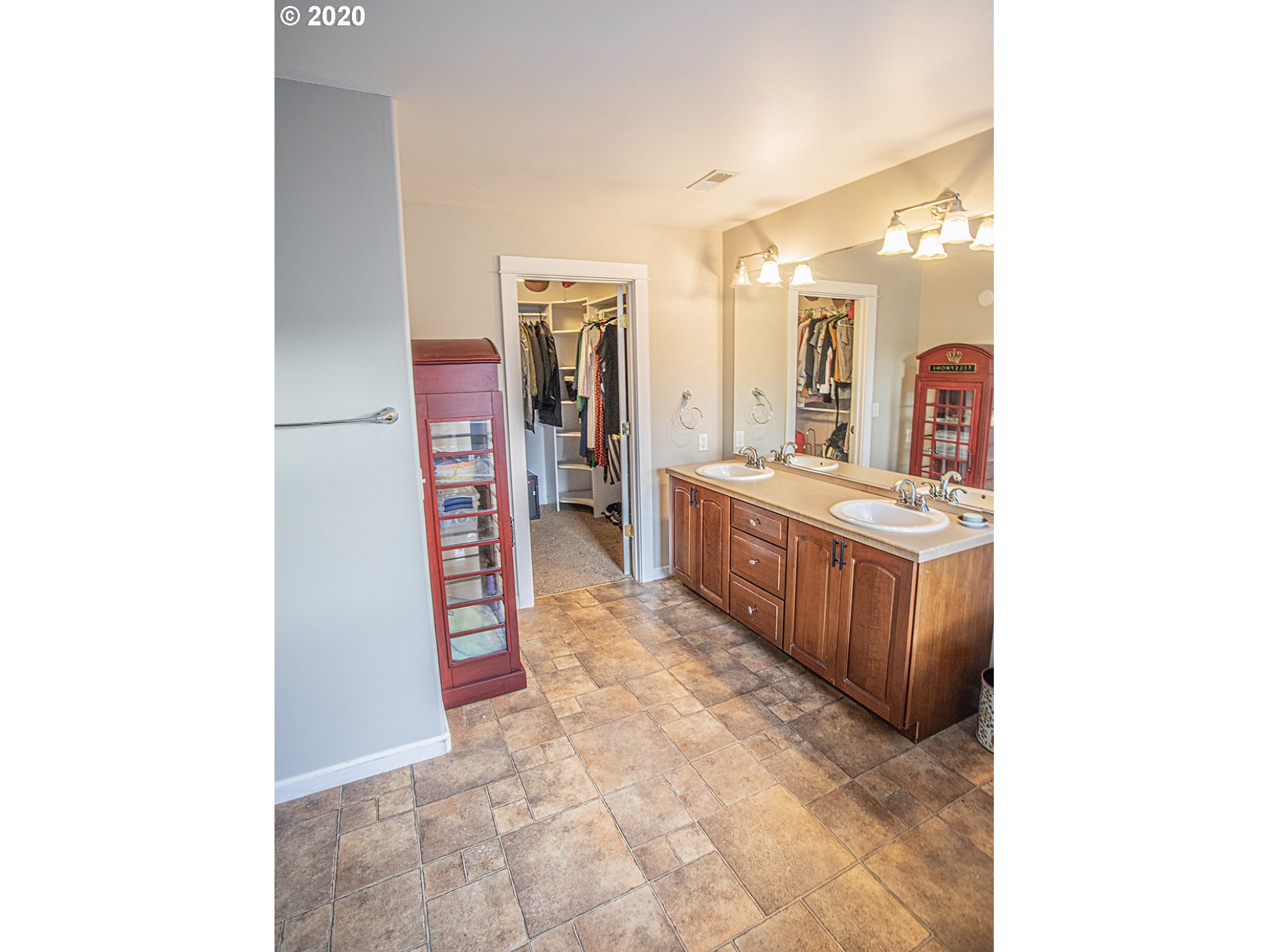 771 Henderson Road Hood River, OR 97031 - Photo 28 of 31 Gallery Image 28