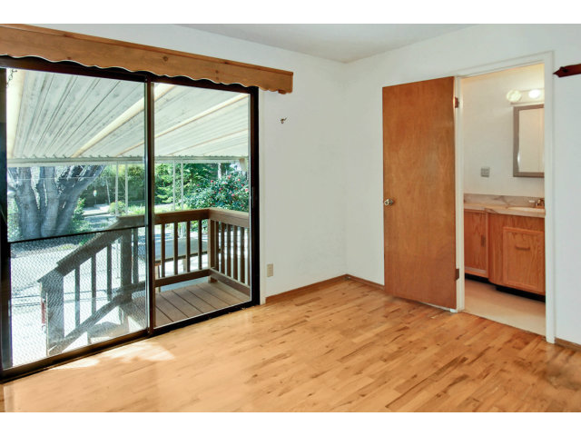 201 West Phillips Road Watsonville, CA 95076 - Photo 5 of 19 Gallery Image 5