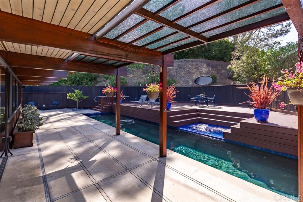 664 Rimini Road Del Mar, CA 92014 - Photo 16 of 19