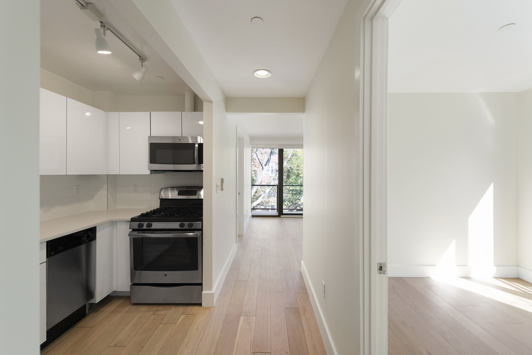 42 Orient Avenue, Unit 2B Brooklyn, NY 11211 - Photo 2 of 15