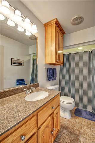 2805 Pullens Mill Road Culleoka, TN 38451 - Photo 20 of 30 Main Bathroom