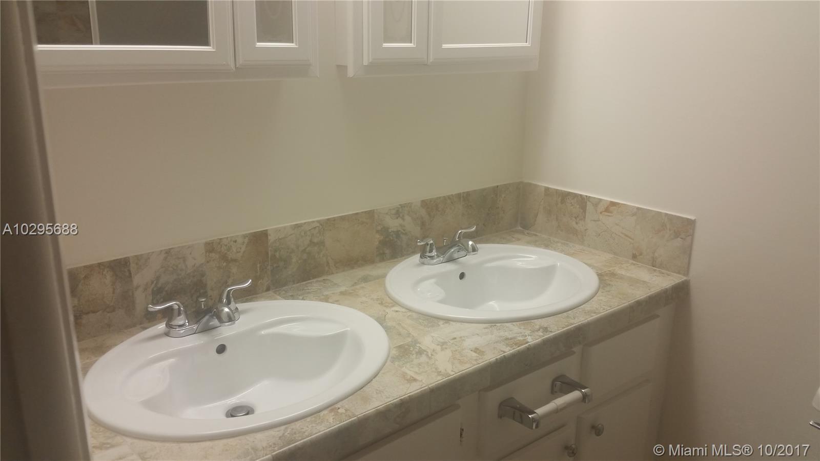 300 Berkley Road, Unit 203 Hollywood, FL 33024 - Photo 18 of 20