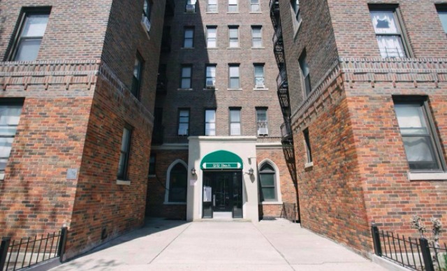 32-42 33rd Street, Unit D2 Queens, NY 11106 - Photo 6 of 7