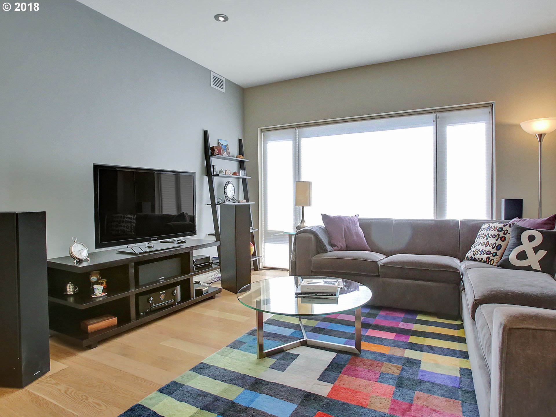 2351 Northwest Westover Road, Unit 310 Portland, OR 97210 - Photo 8 of 31 Gallery Image 8
