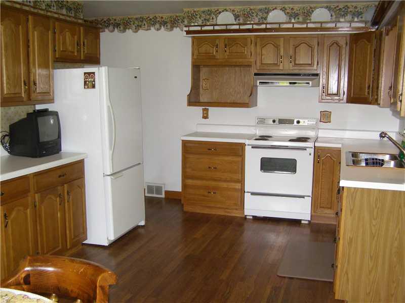 16 Griffi Road Charleroi, PA 15022 - Photo 5 of 16 Gallery Image 5