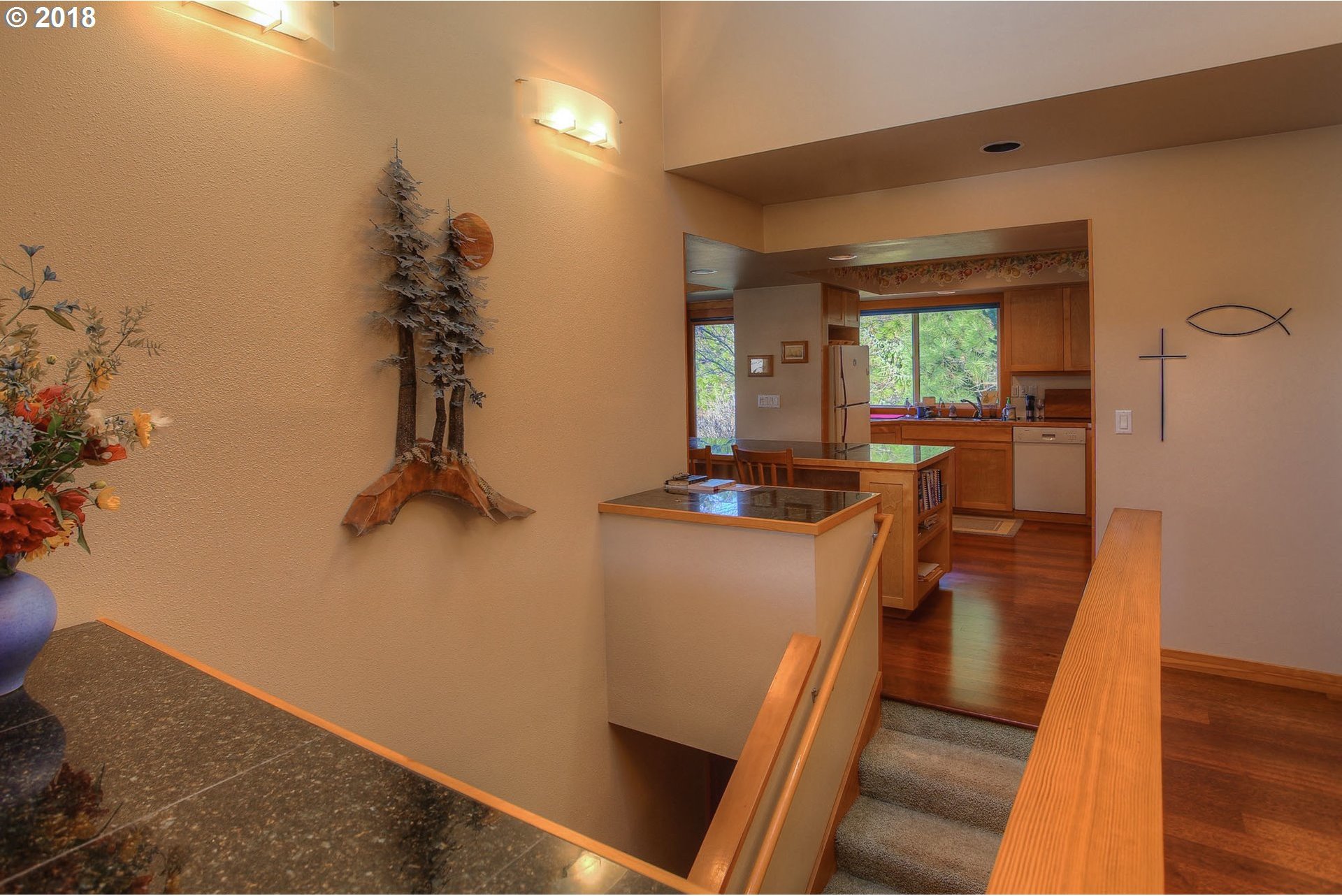 626 Northwest Country View Road White Salmon, WA 98672 - Photo 3 of 32 Gallery Image 3