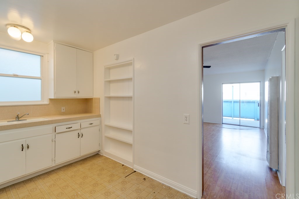 528 The Strand Hermosa Beach, CA 90254 - Photo 23 of 28