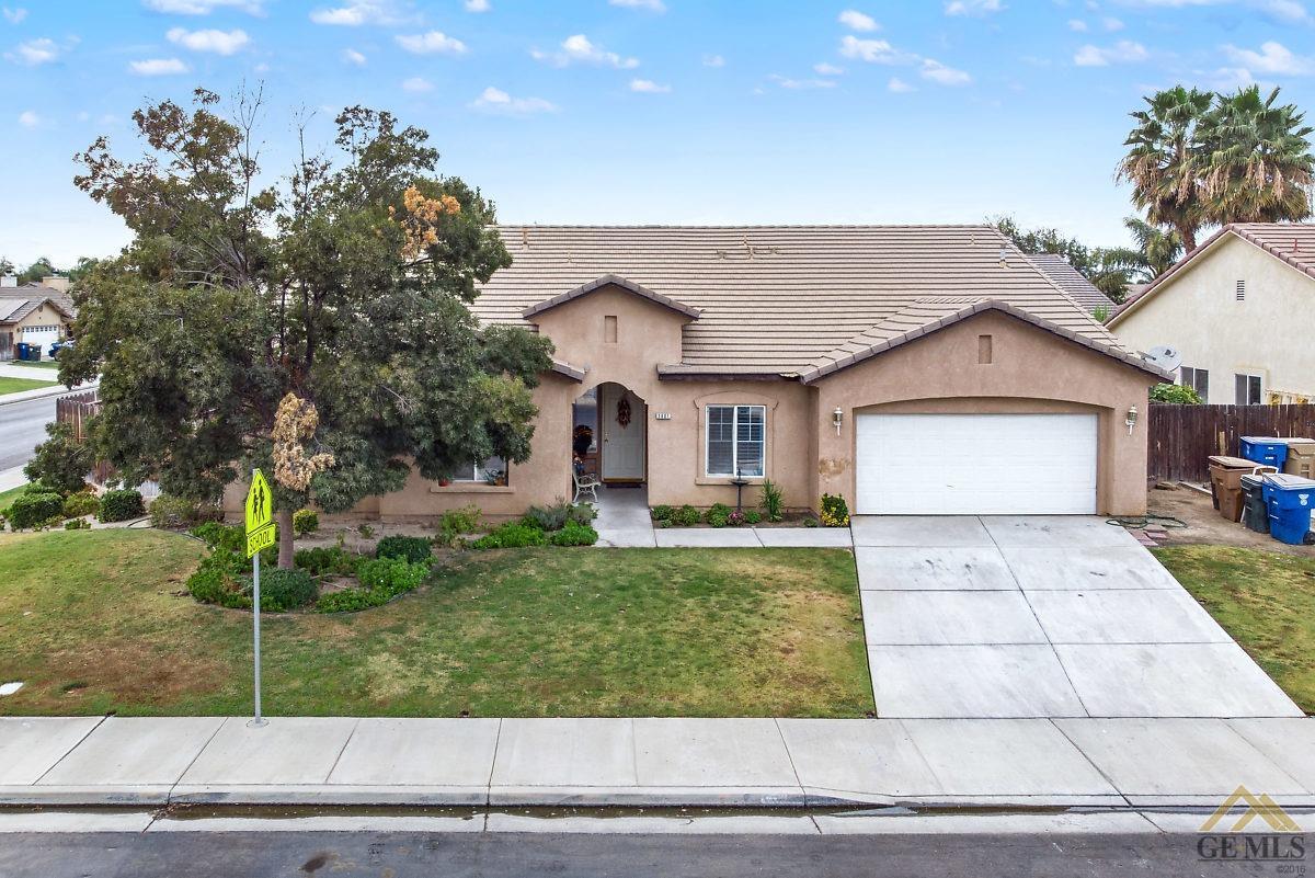 3601 Campfire Drive Bakersfield, CA 93312 - Photo 2 of 40