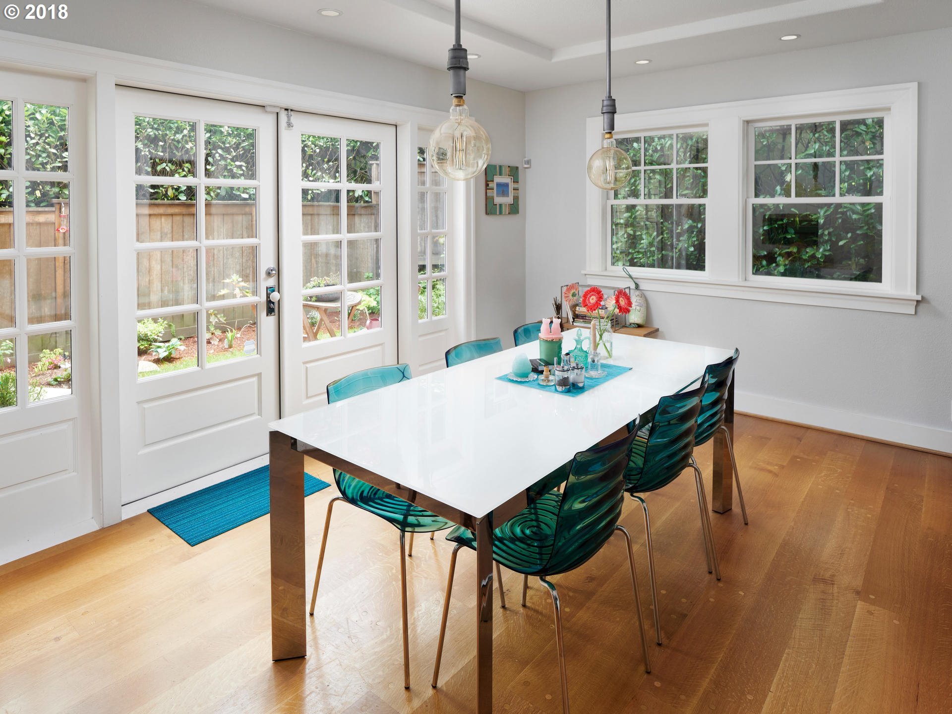2798 Southwest Old Orchard Road Portland, OR 97201 - Photo 11 of 31
