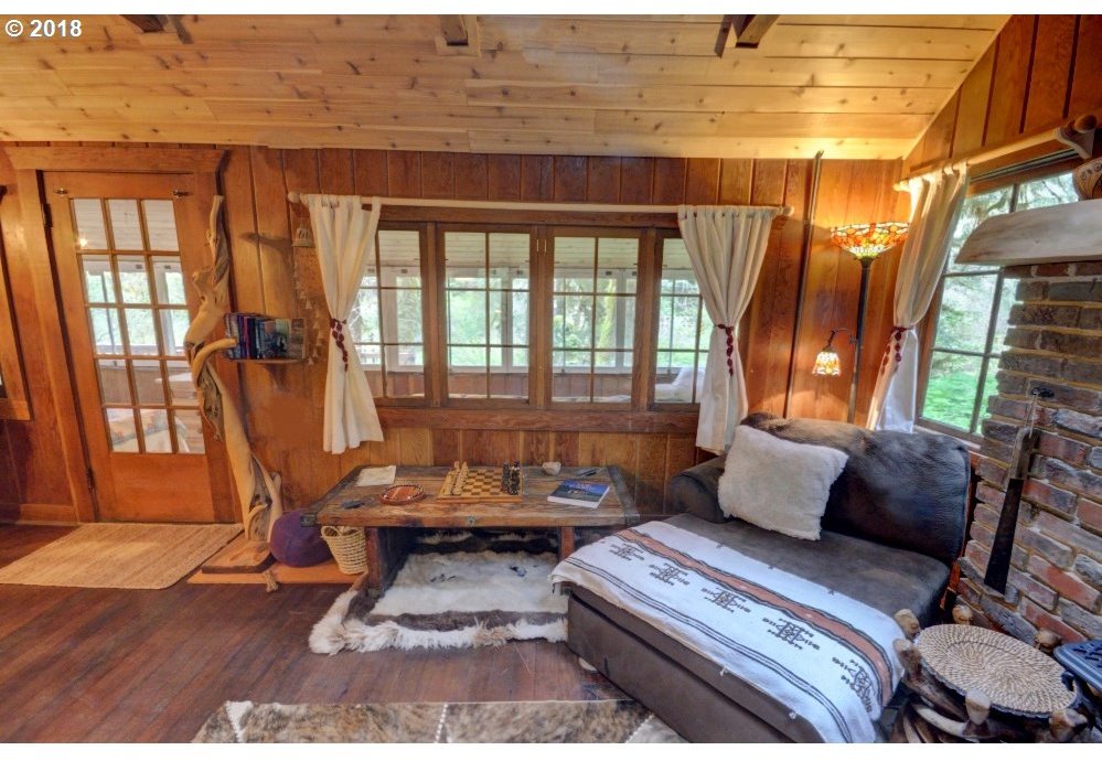 29007 Road 20 Rhododendron, OR 97049 - Photo 11 of 28