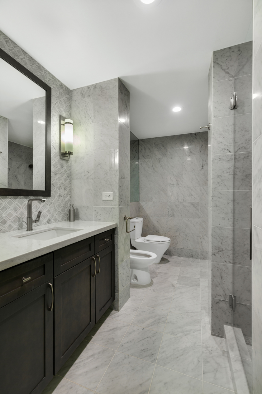 146 West 57th Street, Unit 37B Manhattan, NY 10019 - Photo 5 of 6