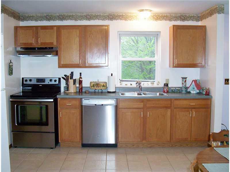114 Guillard Road Prospect, PA 16052 - Photo 5 of 19