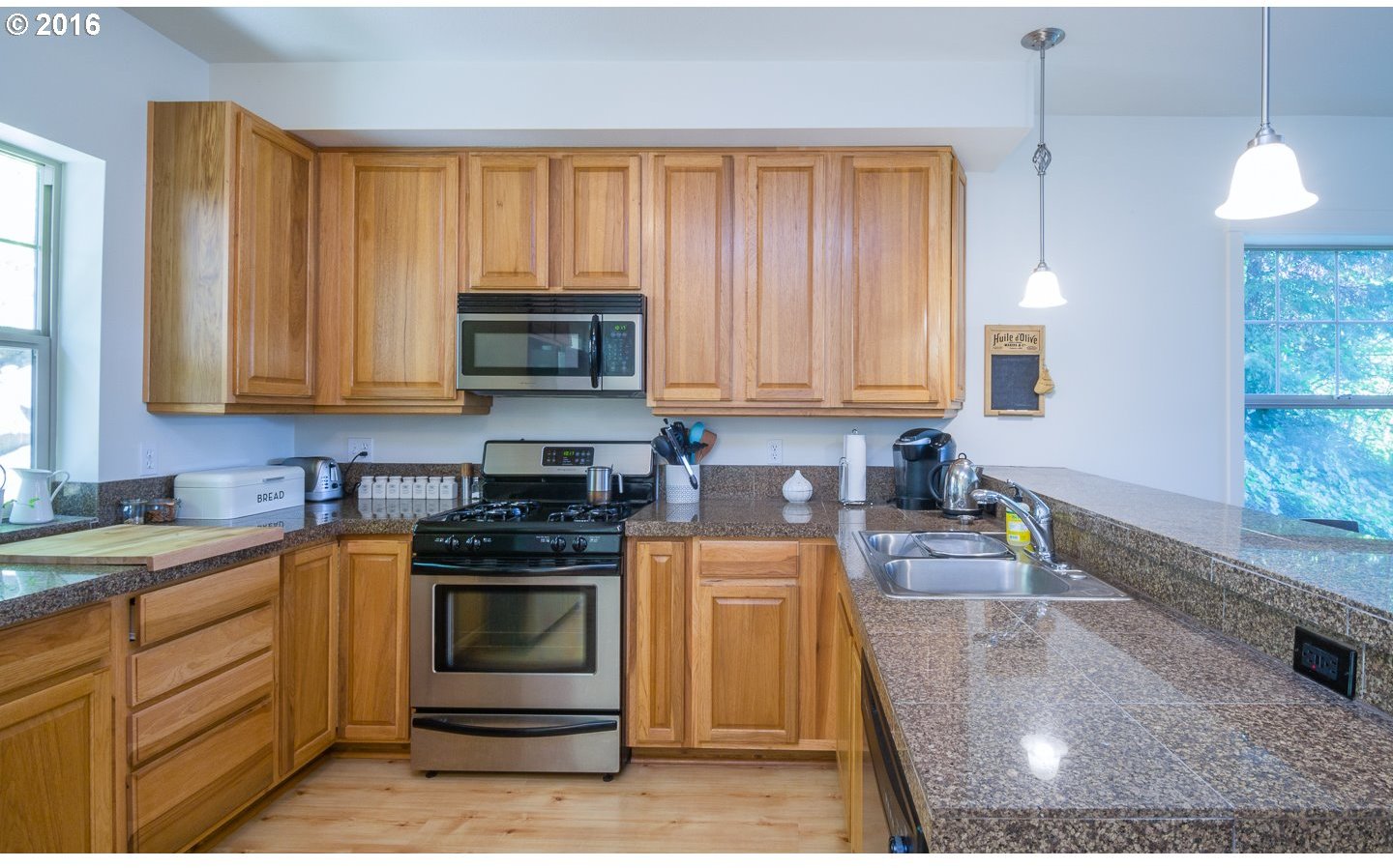 9225 Northwest Germantown Road, Unit 36 Portland, OR 97231 - Photo 9 of 28 Gallery Image 9