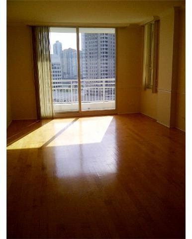 888 Brickell Key Drive, Unit 1402 Miami, FL 33131 - Photo 3 of 9