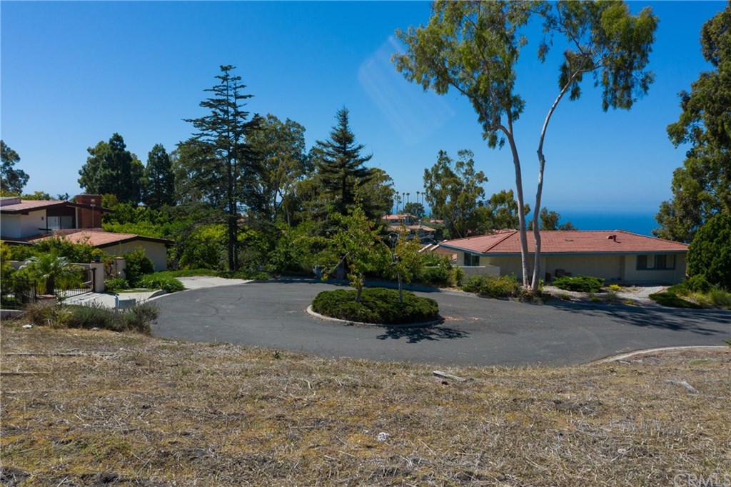 2004 Muros Place Palos Verdes Estates, CA 90274 - Photo 4 of 18