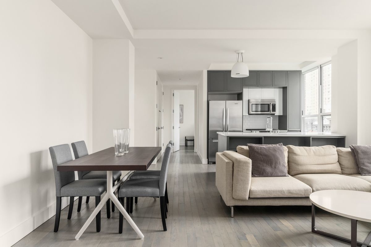 416 West 52nd Street, Unit 614 Manhattan, NY 10019 - Photo 2 of 8