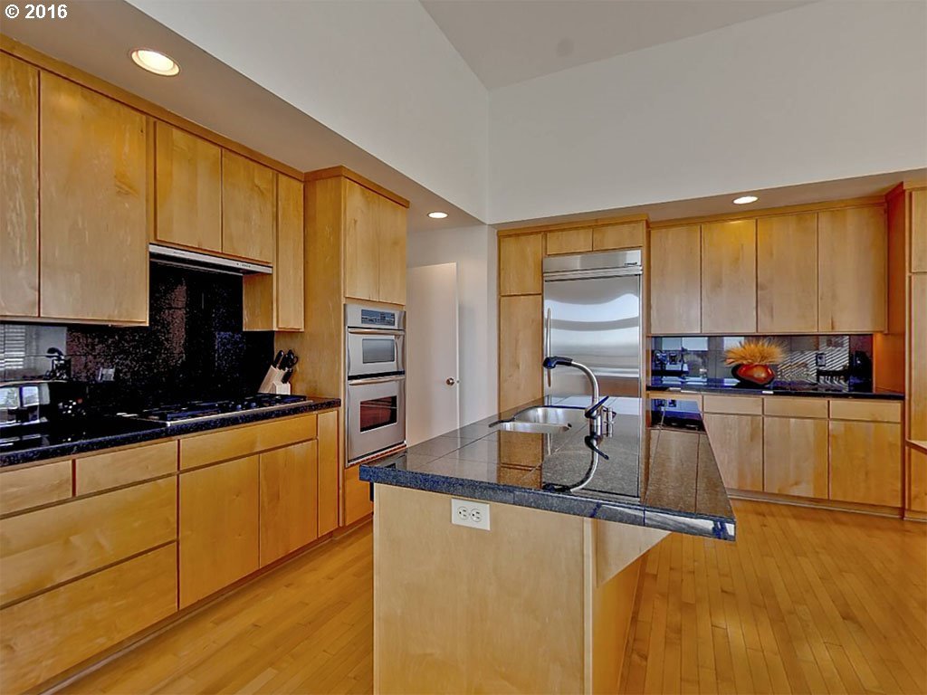 3189 Northwest Miller Road Portland, OR 97229 - Photo 6 of 17 Gallery Image 6