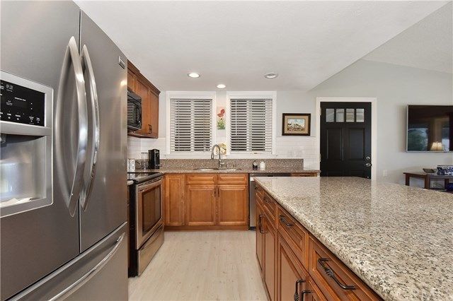 $305,000 | 1901 McKinney Way, Unit 16Q, Seal Beach, CA 90740