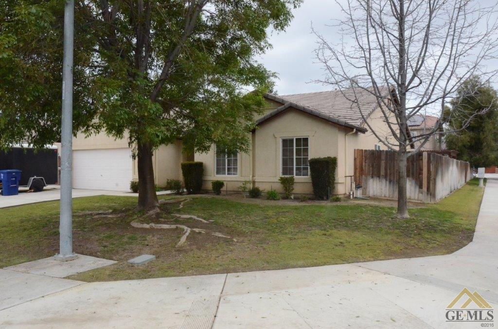 10702 High Plateau Way Bakersfield, CA 93311 - Photo 3 of 32