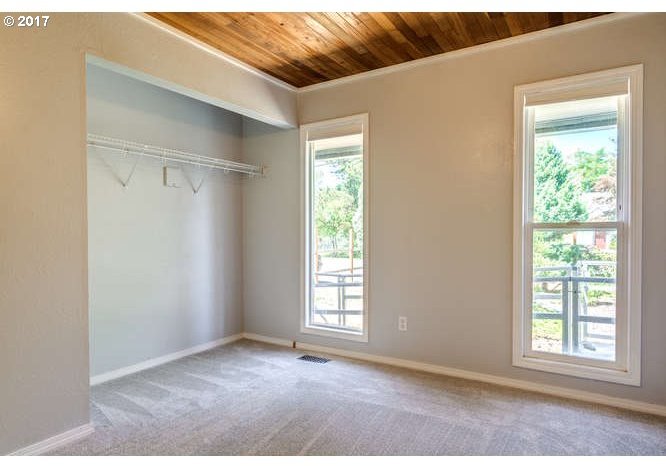 4380 Southeast Hillyard Road Gresham, OR 97080 - Photo 31 of 32 Gallery Image 31