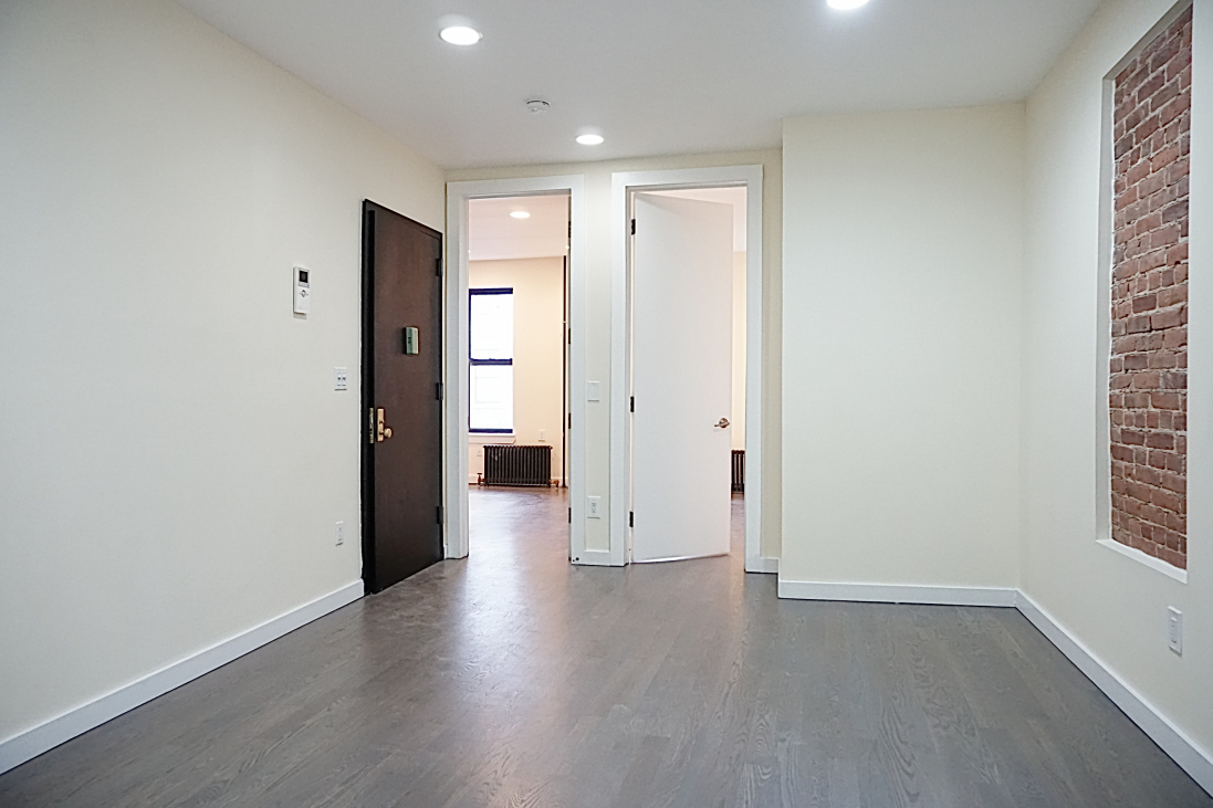 171 West 80th Street, Unit 6 Manhattan, NY 10024 - Photo 3 of 9