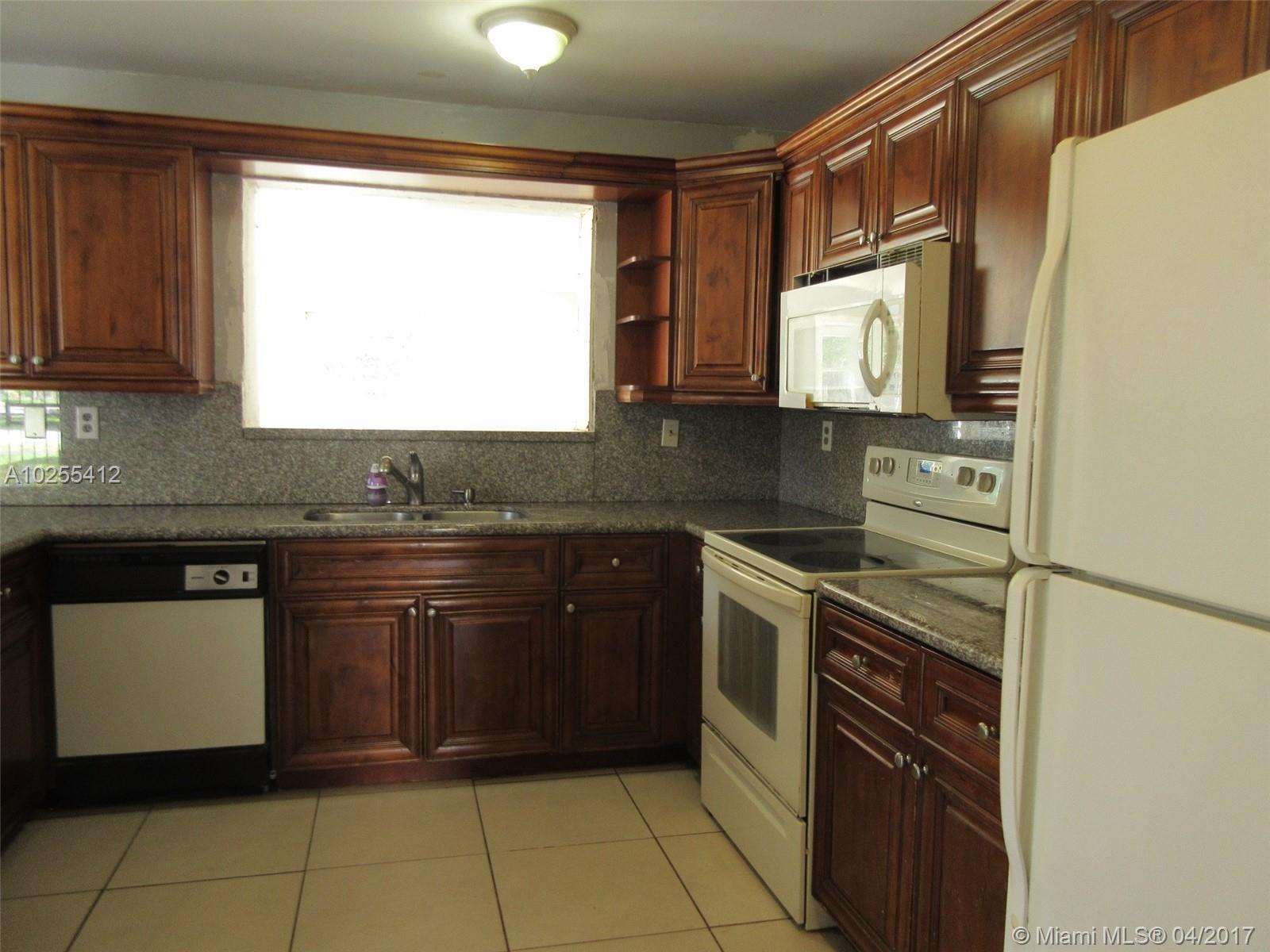 11000 Southwest 25th Street, Unit II Miami, FL 33165 - Photo 13 of 21