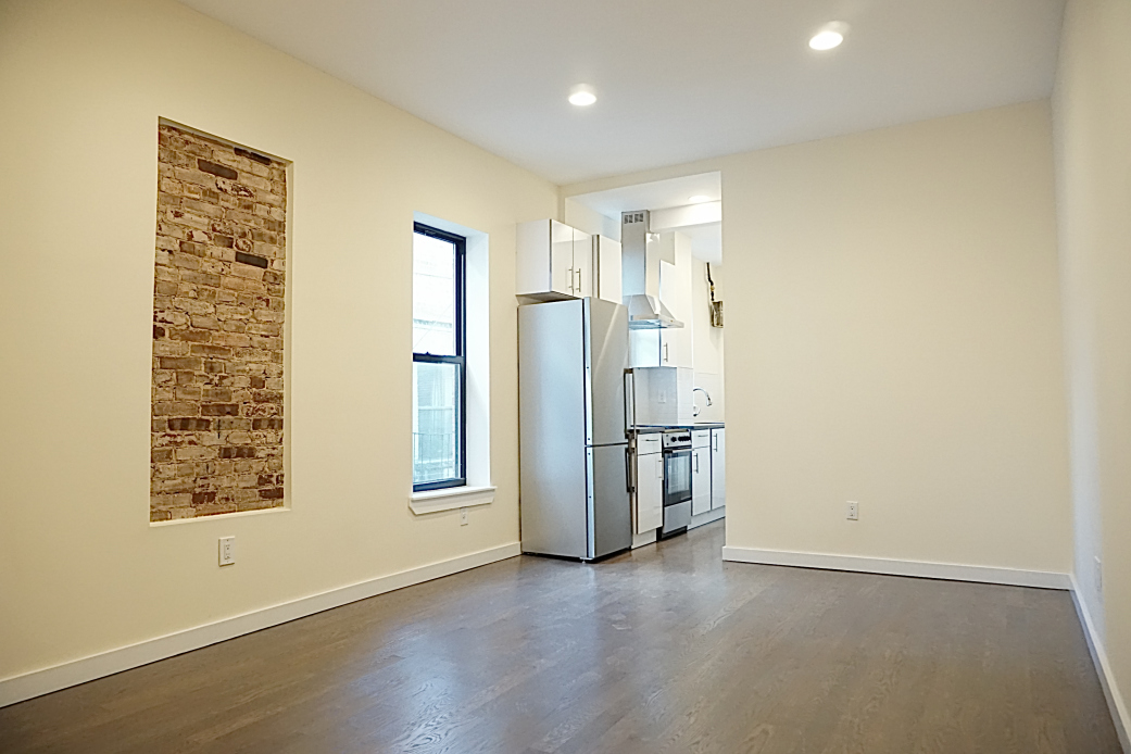 171 West 80th Street, Unit 8 Manhattan, NY 10024 - Photo 2 of 6