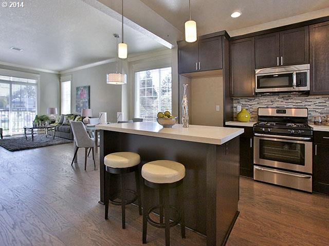 5011 Southeast Tibbetts Street, Unit 7 Portland, OR 97206 - Photo 4 of 16