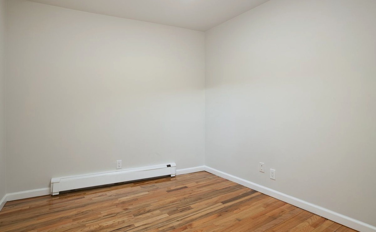 185 Woodpoint Road, Unit 1 Brooklyn, NY 11211 - Photo 5 of 8